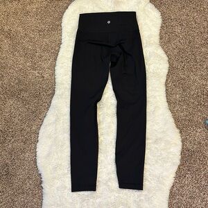 Lululemon Wunder Under 25”